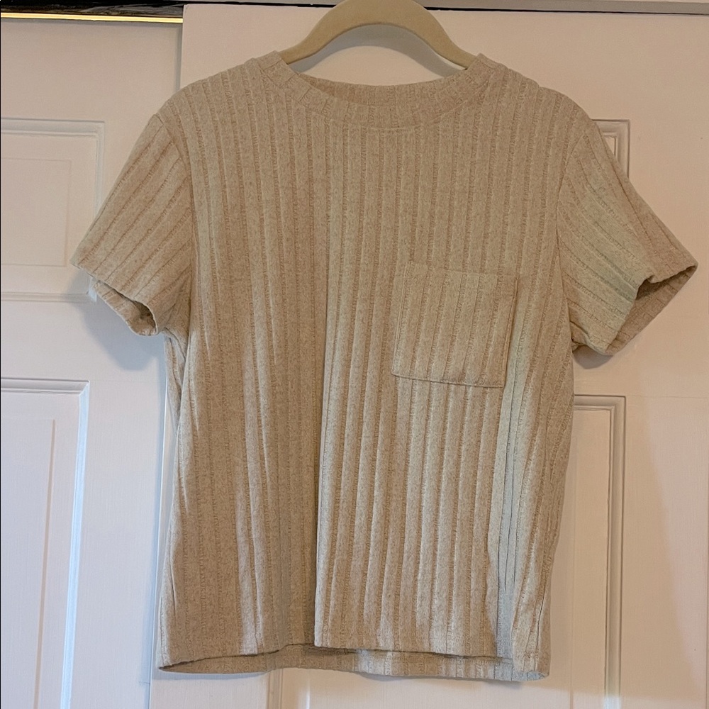 Colin’s Ribbed Short Sleeve sweater Top